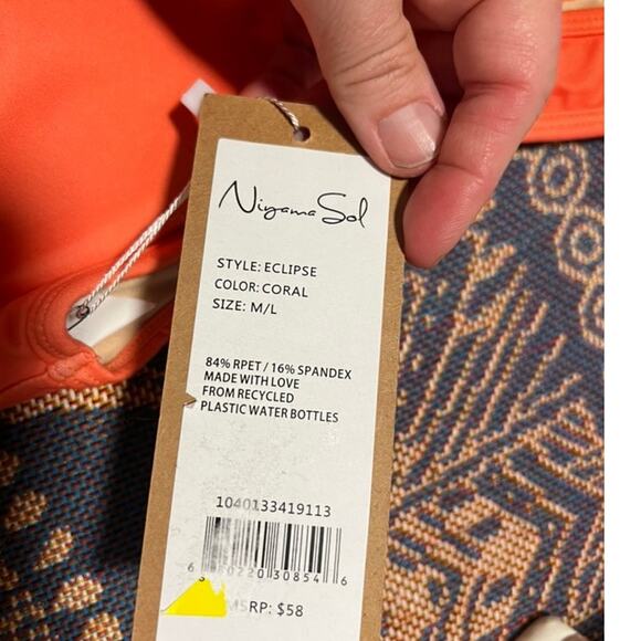 NWT Niyama Sol Coral Eclipse Bra size M/L Activewear yoga peach apricot - Picture 5 of 5